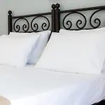 Holidays In Ios Pensjonat 3*