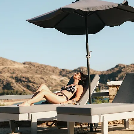 Holidays In Ios 2* Mylopotas