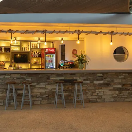 Holidays In Ios Affittacamere 4*