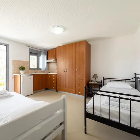 Holidays In Ios Gasthuis