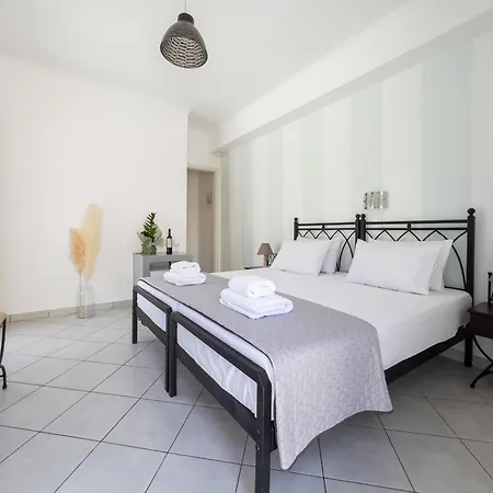 Holidays In Ios Gasthuis Mylopotas