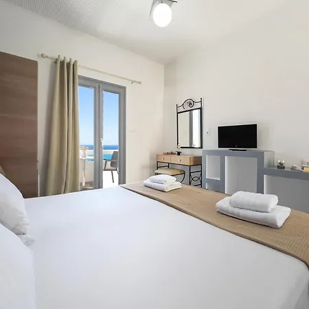 Holidays In Ios 4* Mylopotas