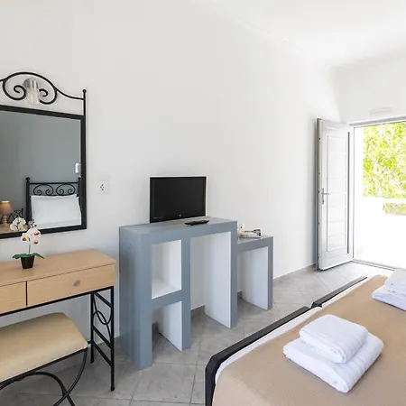 Gasthuis Holidays In Ios Mylopotas