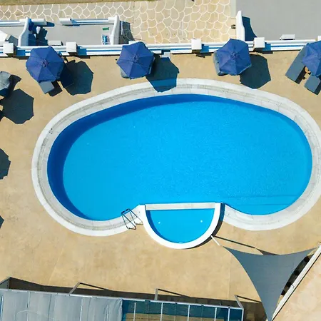 Holidays In Ios 4* 迈洛波塔斯