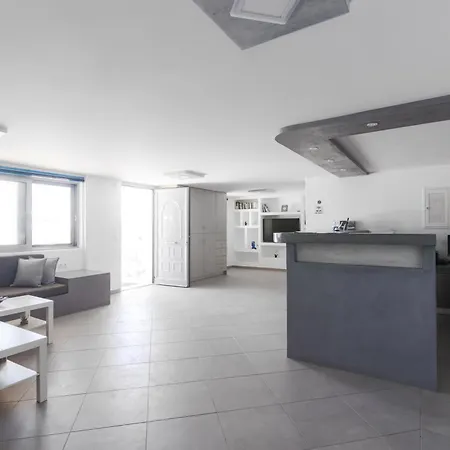 招待所 Holidays In Ios 迈洛波塔斯