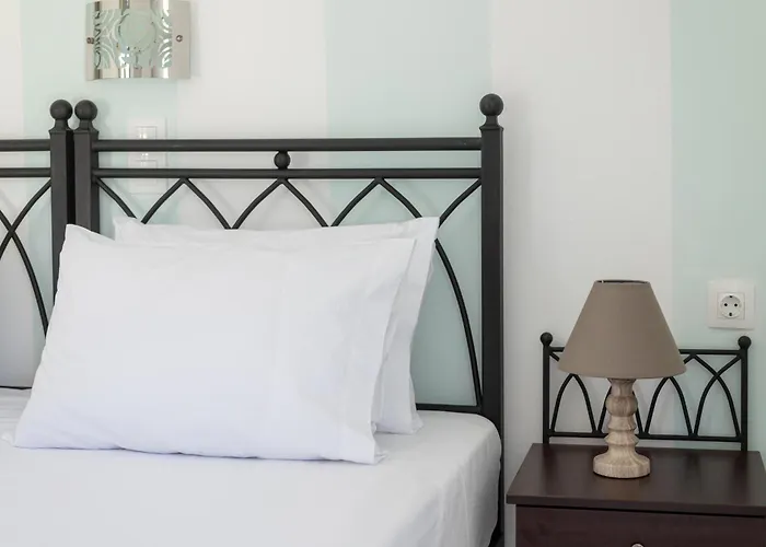 Holidays In Ios Μυλοπότας