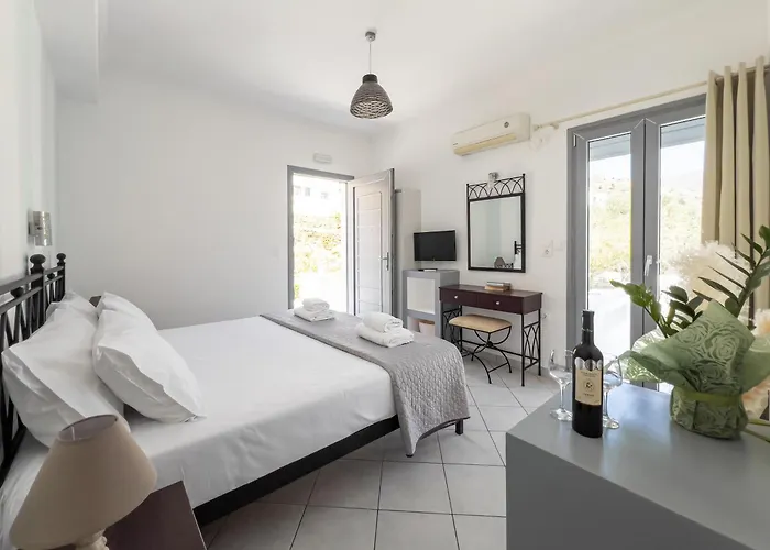 Holidays In Ios Πανσιόν